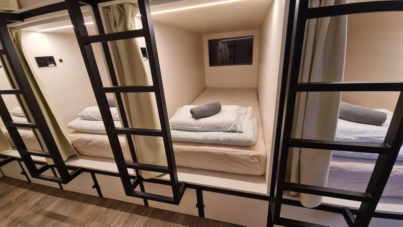 Cabin Hostel Λιουμπλιάνα Εξωτερικό φωτογραφία